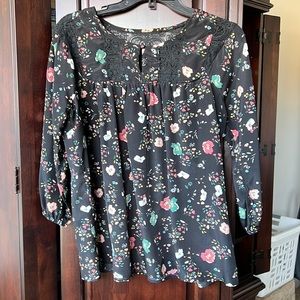 Q&A Blouse